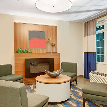 Microtel Inn & Suites By Wyndham Philadelphia Airport Ridley Park Bagian luar foto