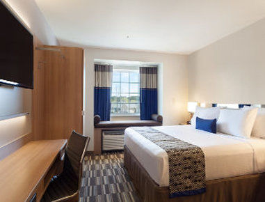 Microtel Inn & Suites By Wyndham Philadelphia Airport Ridley Park Bagian luar foto